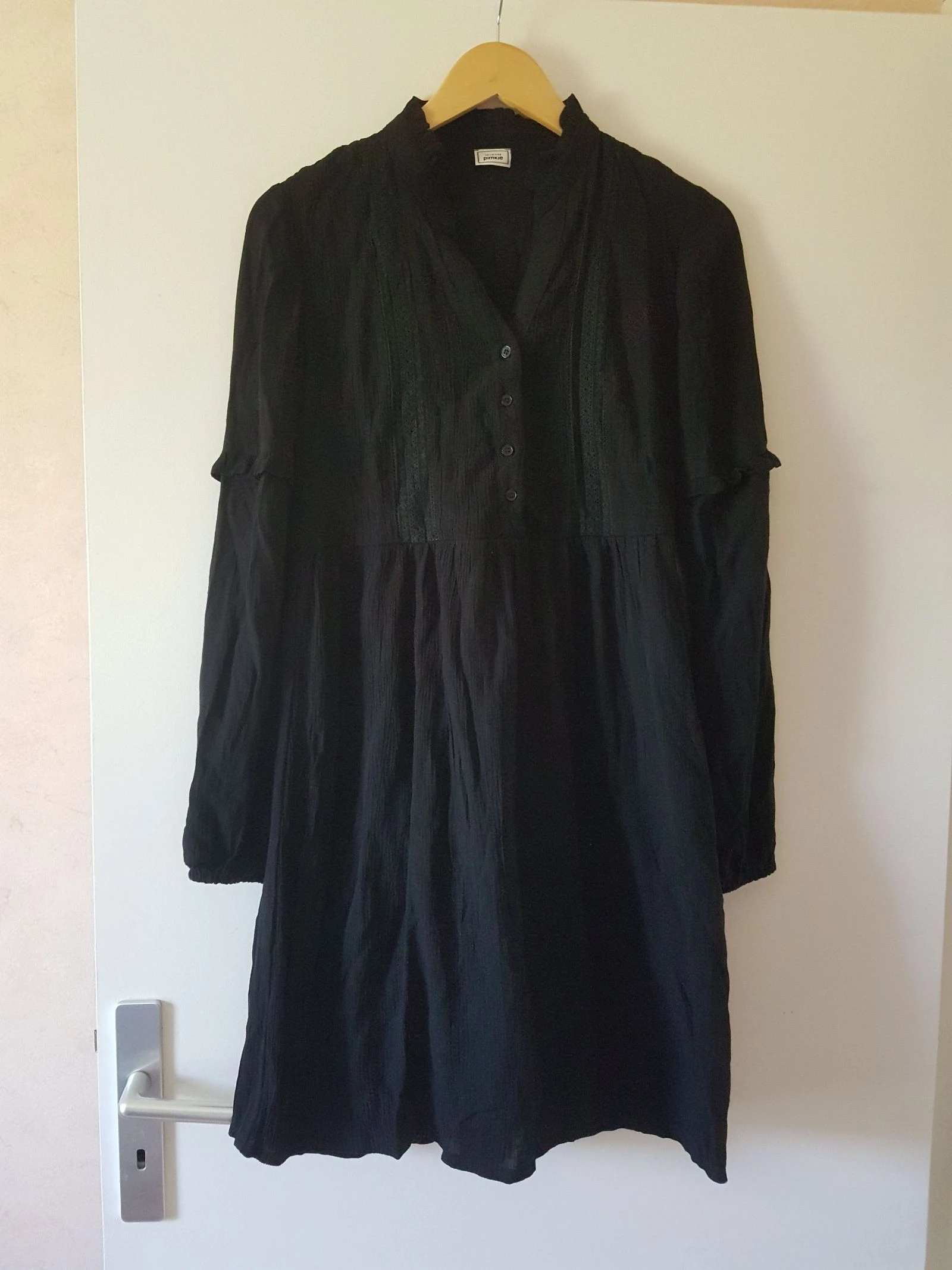 Robe pimkie 32 34 noire dentelle jupon quasi neuve